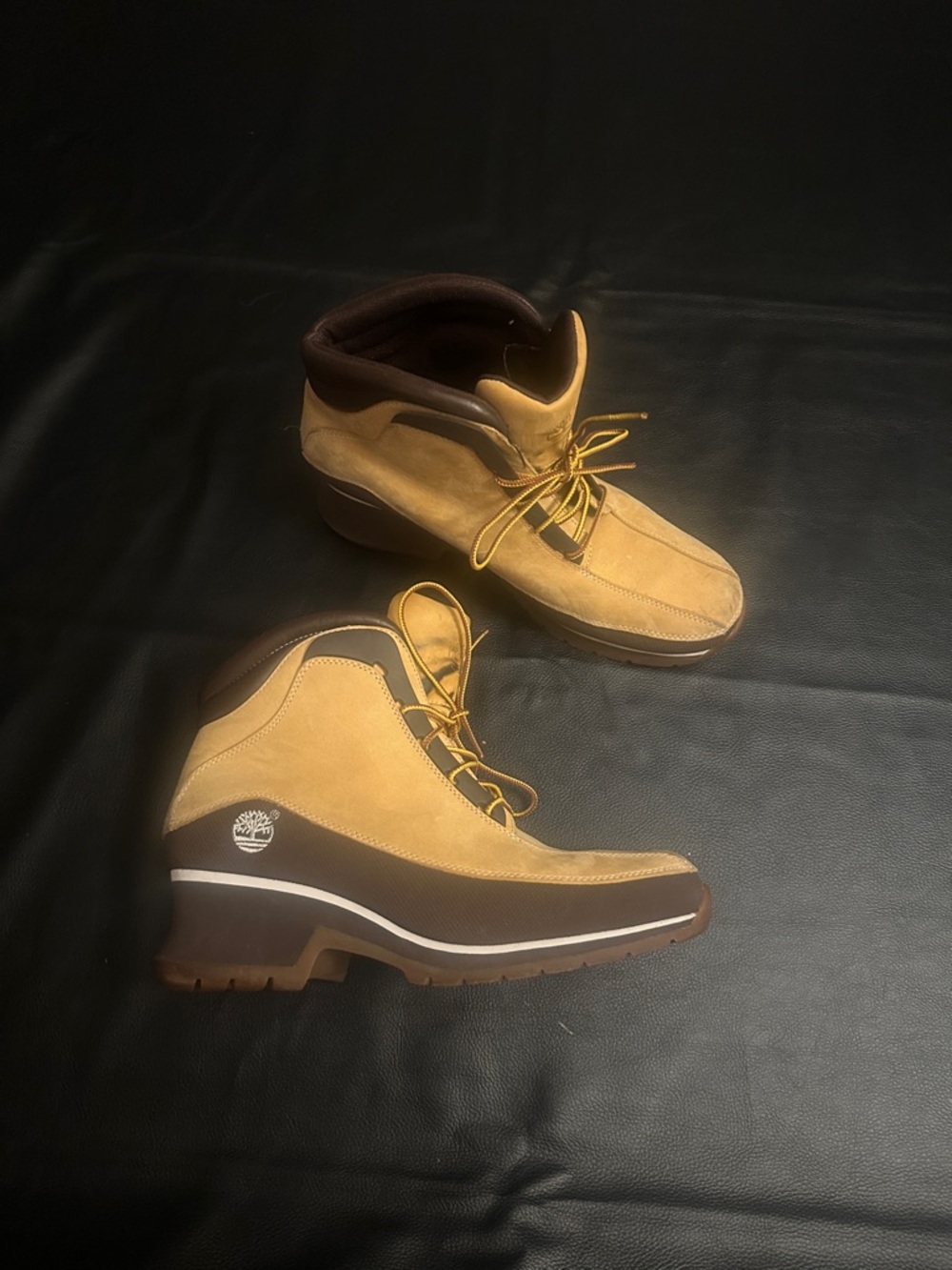 Timberland Wheat Tan Nubuck Lace-Up Ankle Boots with Padded Leather Collar